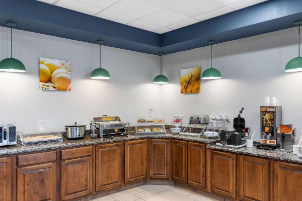 Comfort Inn & Suites Kenosha-Pleasant Prairie image 28