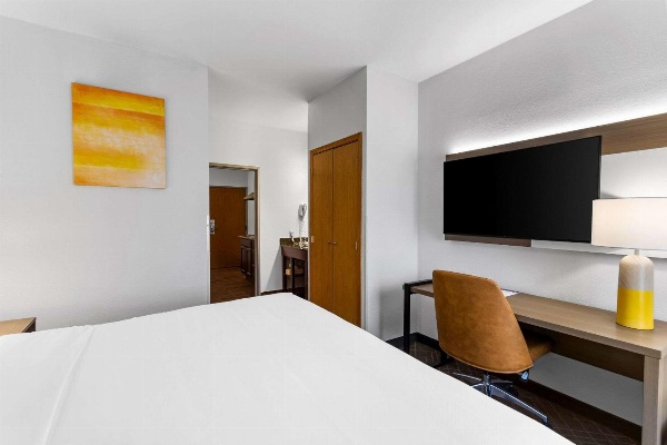 Comfort Inn & Suites Kenosha-Pleasant Prairie image 7